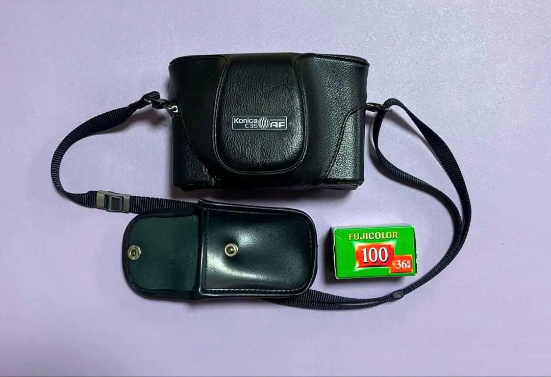 Konica C35 AFフィルム、電池付