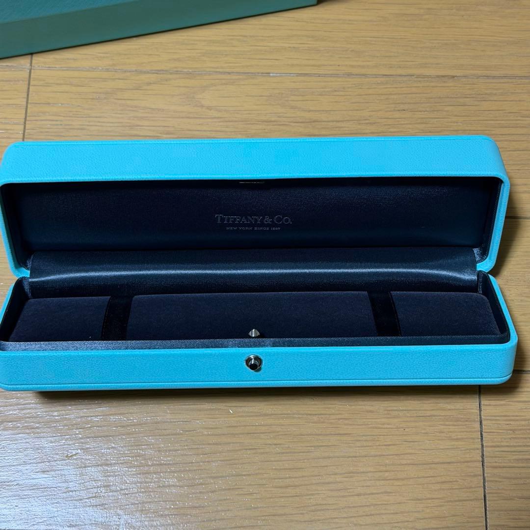 【極美品】Tiffany & Co. ブレスレットケースケース　外箱付き