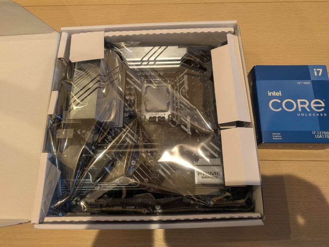 CPU Core i7-12700KF & ASUS PRIME Z690M-PLUS