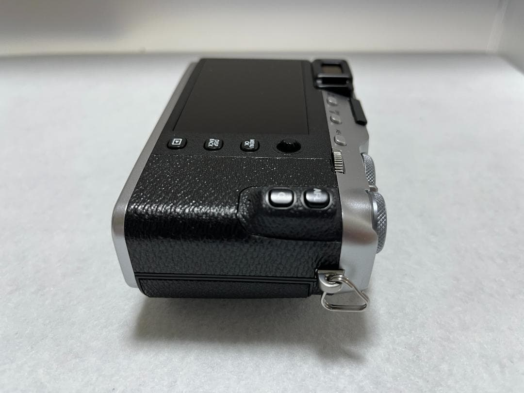 【極美品】フジフイルム X-E3 ボディー fujifilm xe3