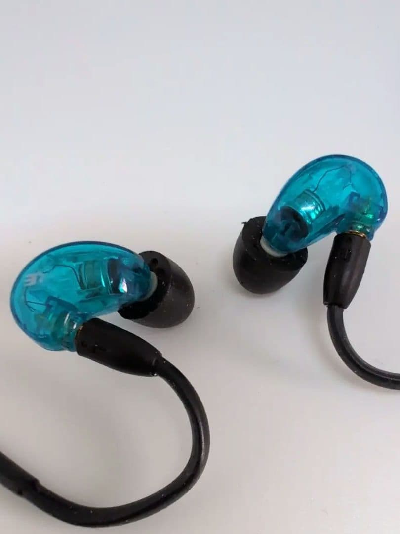 SHURE SE215 Special Edition イヤホン本体、リケーブル