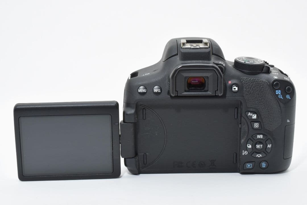Canon EOS Kiss X8i ボディ