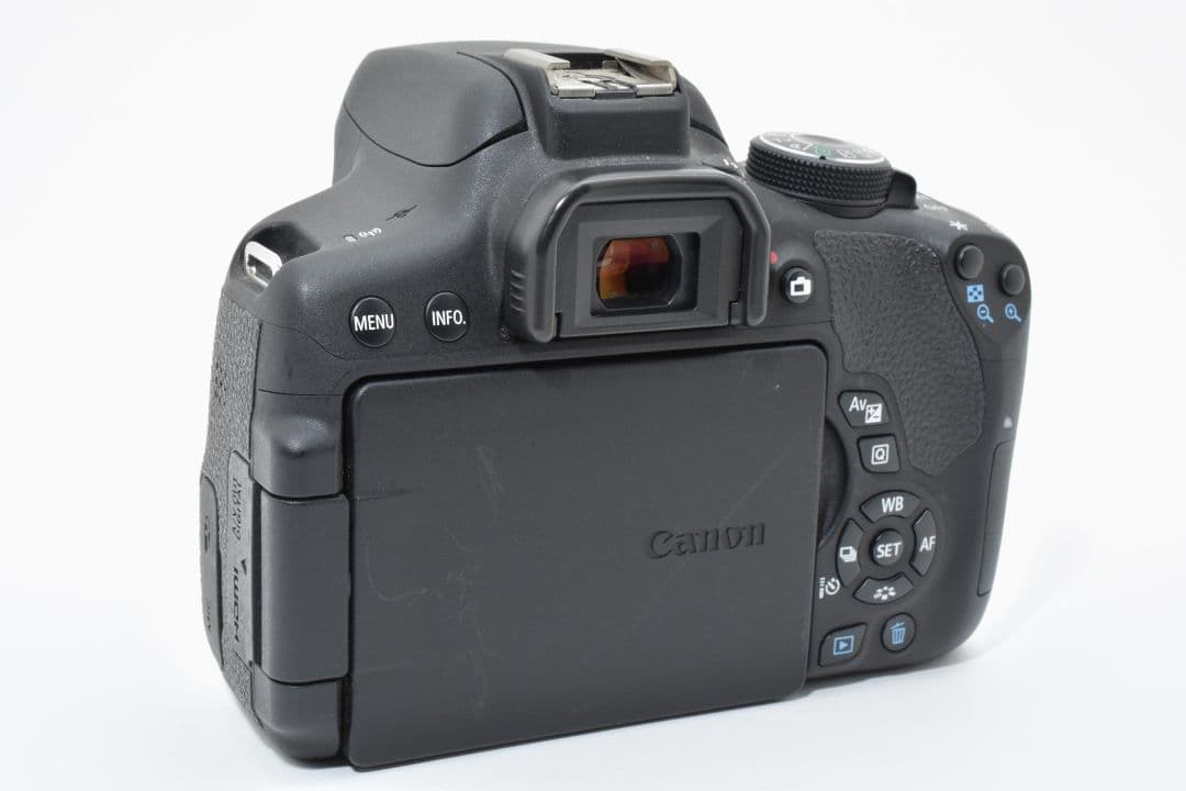 Canon EOS Kiss X8i ボディ
