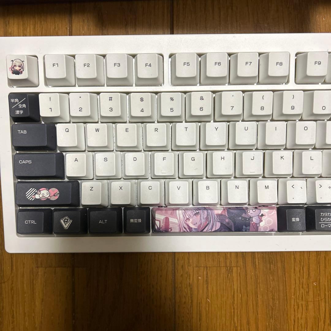 カスタマイズ可能なゲーミングキーボード 本体