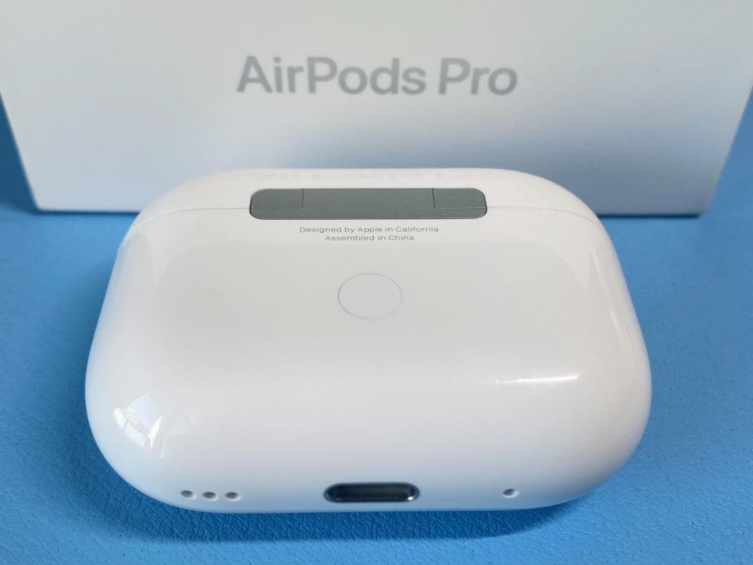 AirPods Pro 第2世代 充電ケースのみ A2968 CMGZ