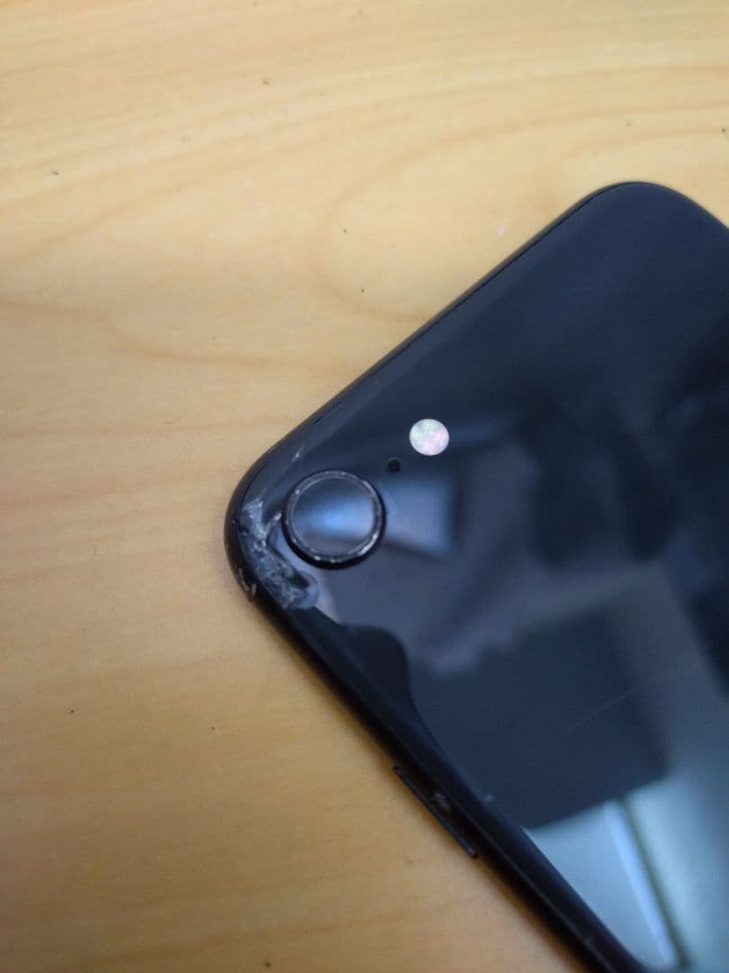【LM-1-0101】iPhoneSE 第2世代 ブラック 本体