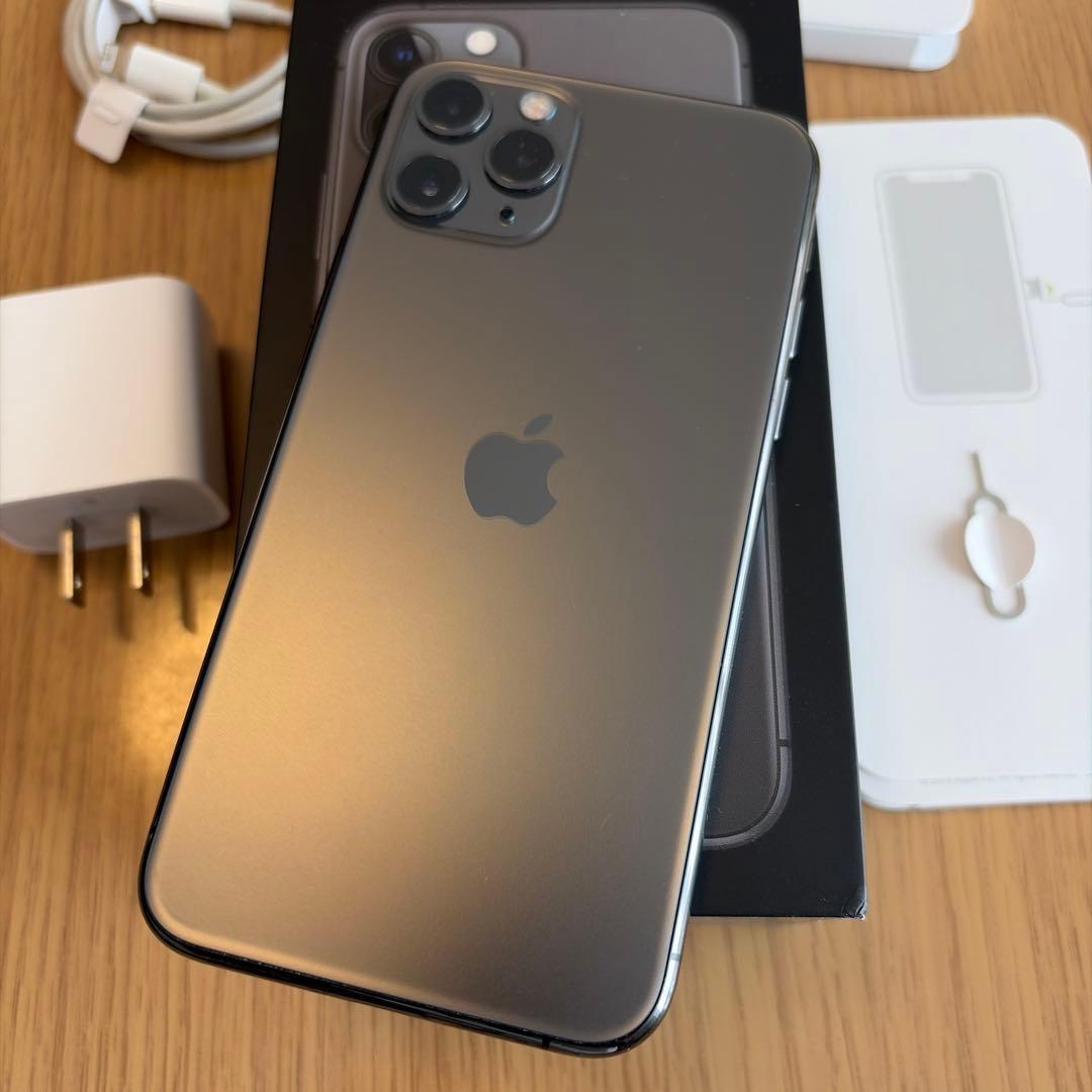 Apple iPhone 11 Pro 256GB MG本体 値段交渉可能
