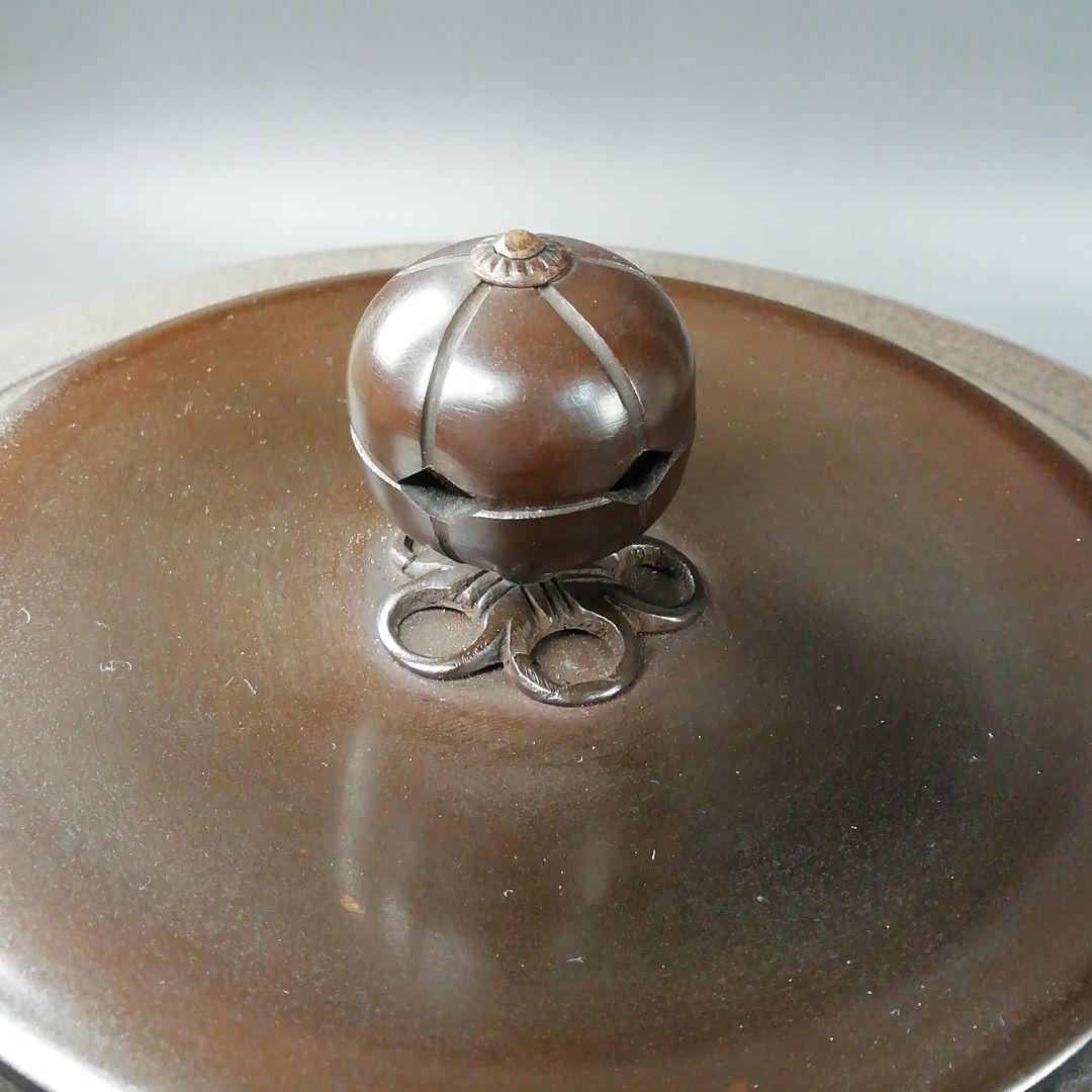 Ｗ１３３　茶釜　『竹地紋　筒釜』『釜師　角谷莎村』『鉄釜』　共箱　茶道具