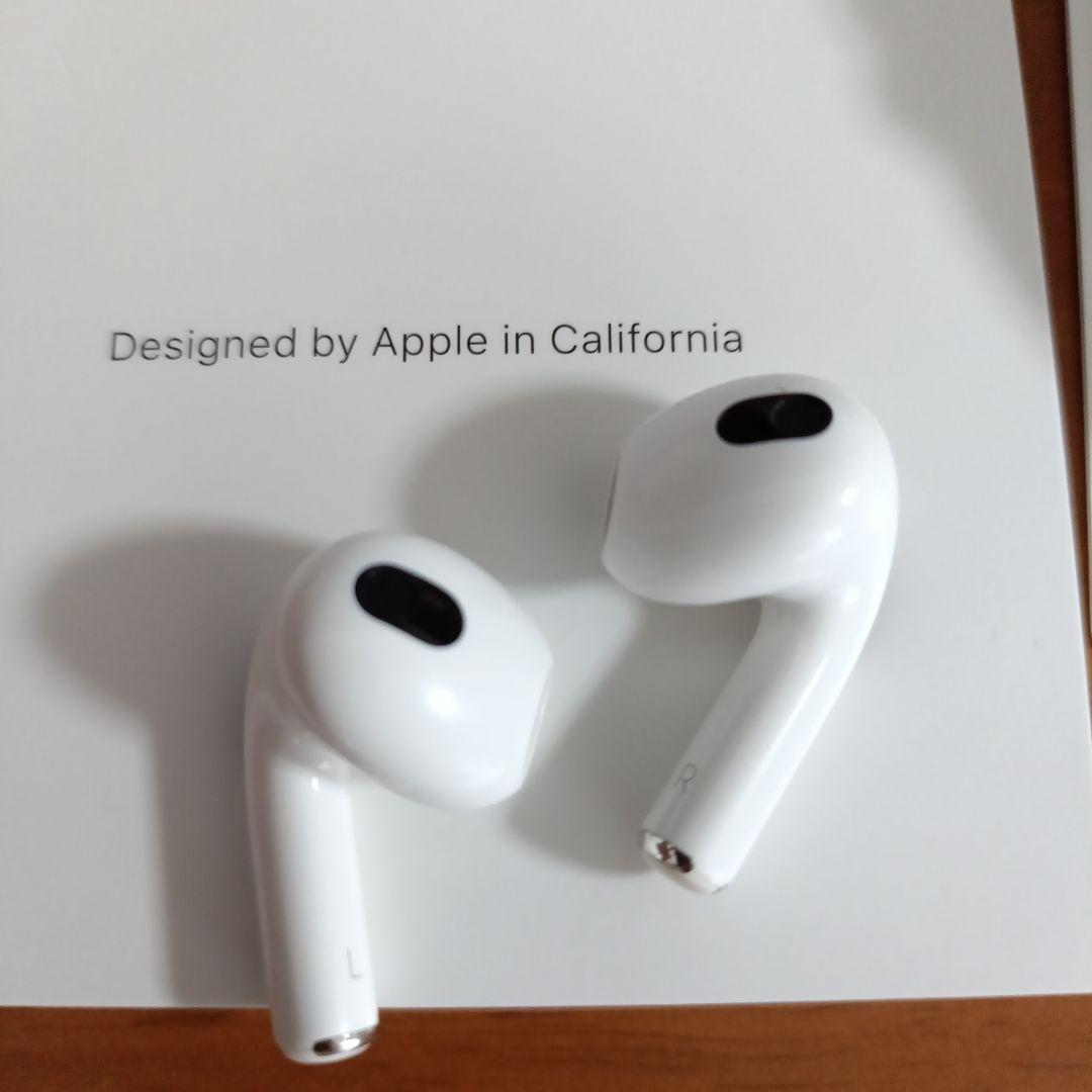 Apple AirPods3 本体 充電ケース付き