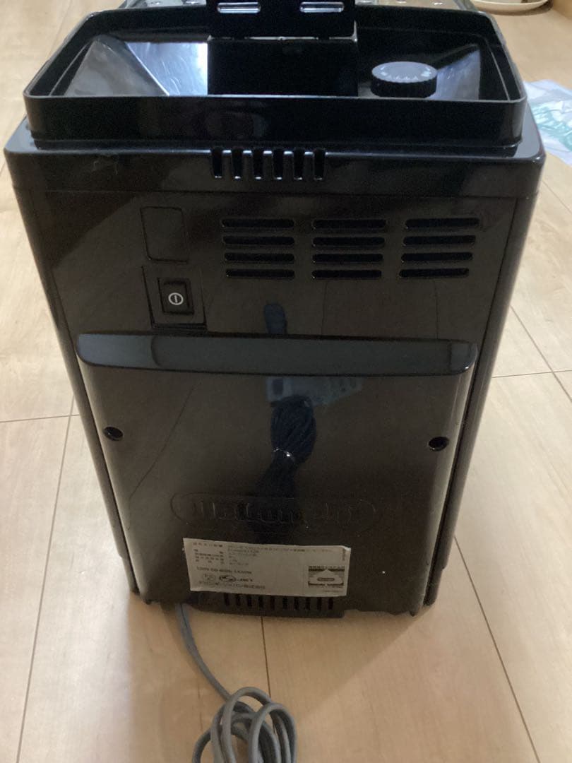 中古美品　マグニフィカS デロンギ　ECAM22112B 内部清掃済