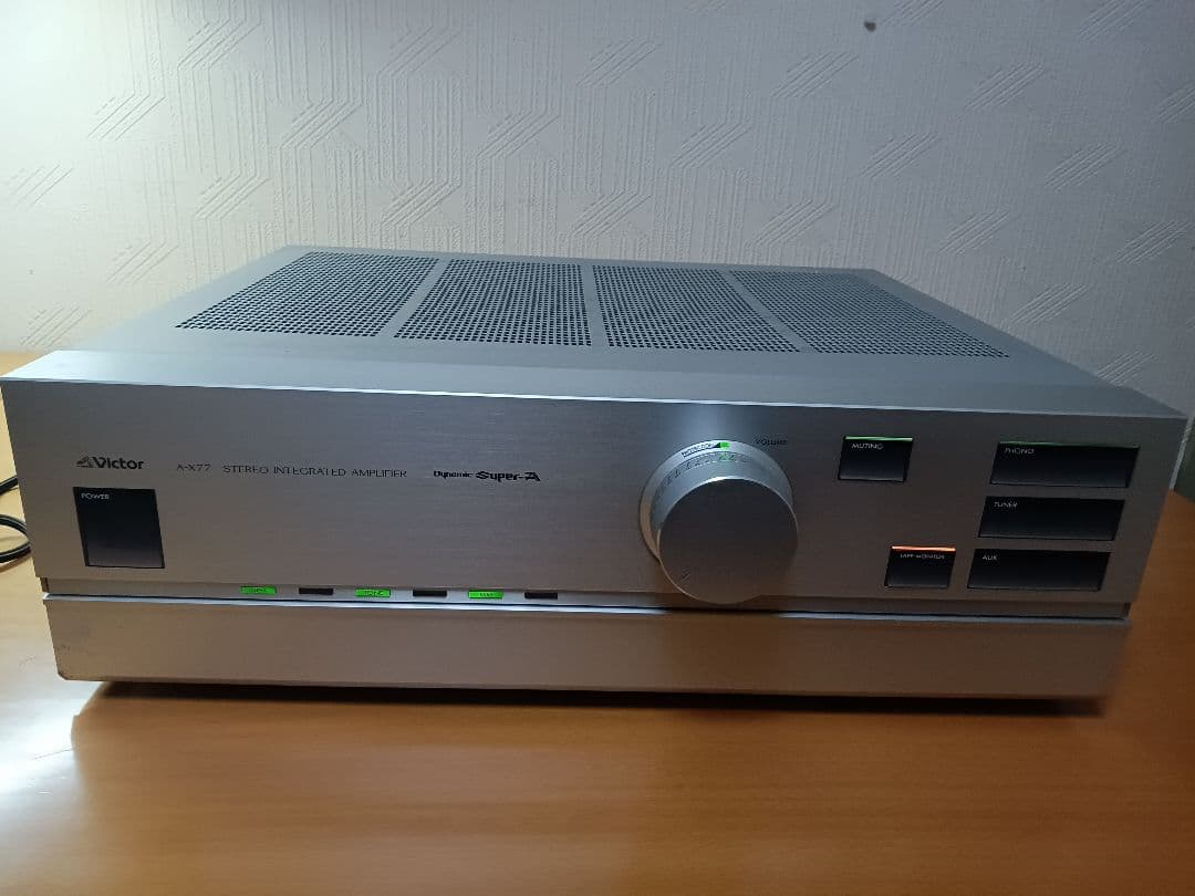 ビクター　プリメインアンプ　A-X77