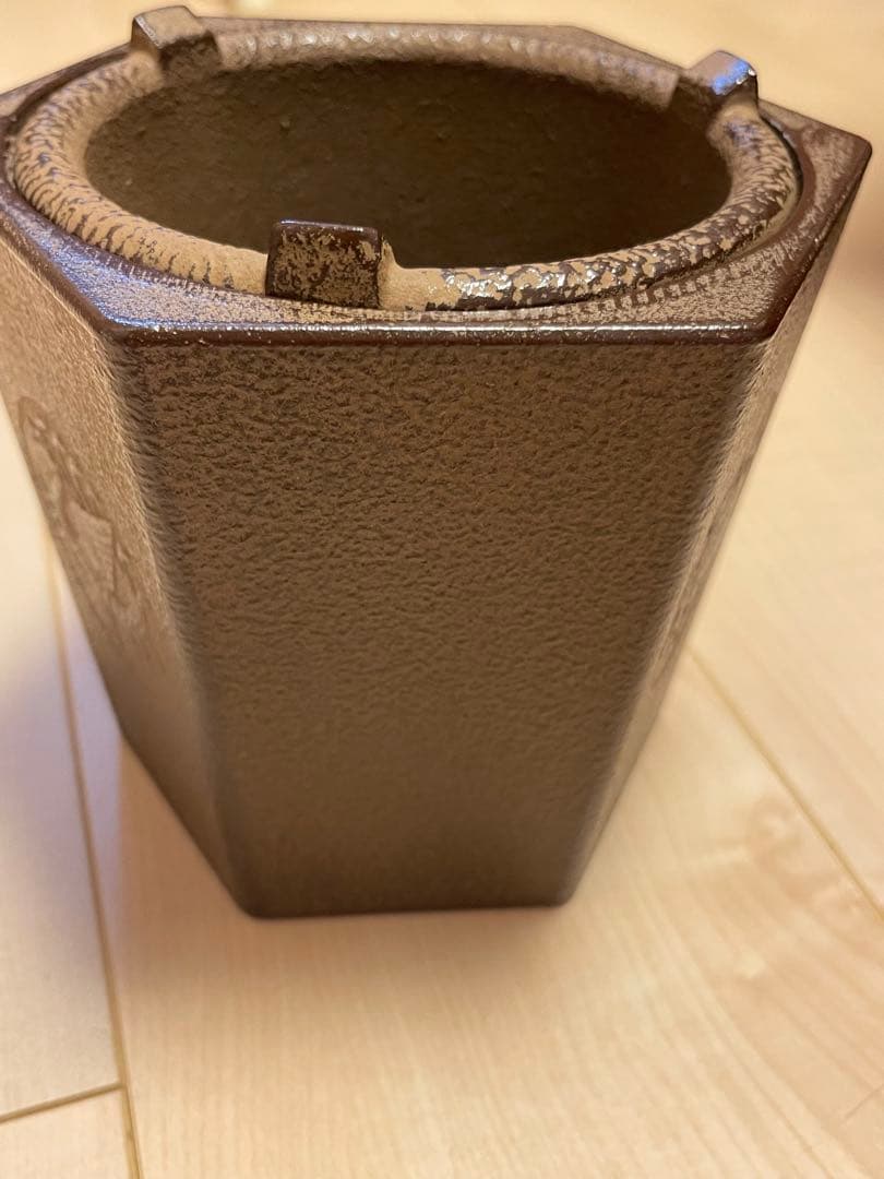 鋳鉄製茶道具 六角形 火鉢 涼炉 鉄瓶用 工芸品
