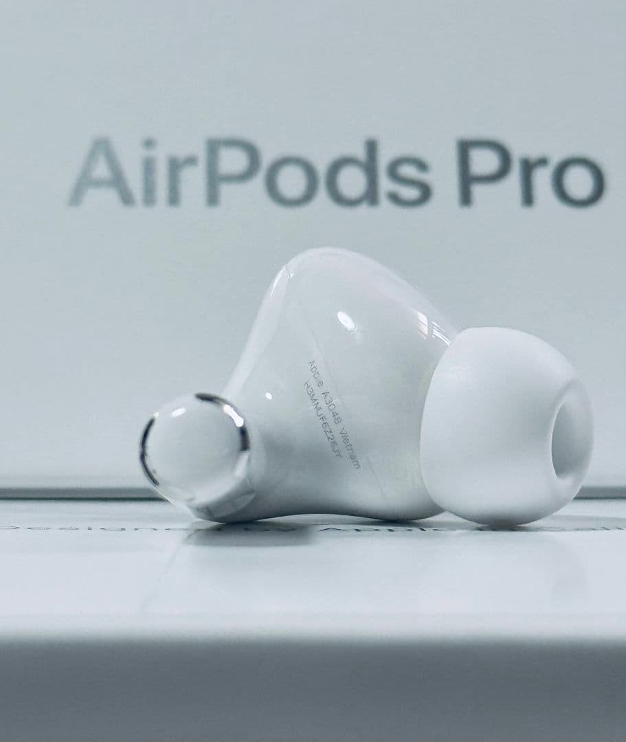 未使用に近い　AirPods Pro 2 左耳のみ イヤホン A3048