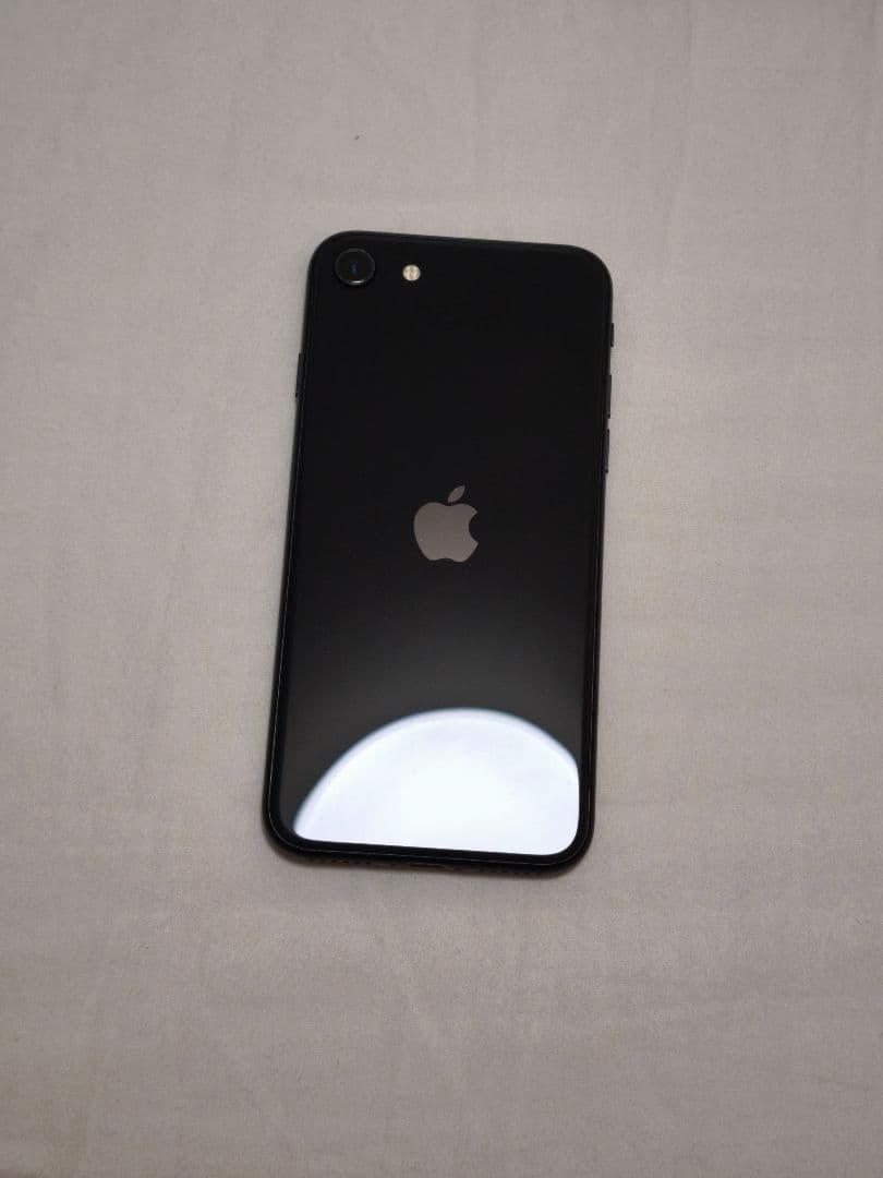 iPhone SE2 (第二世代) 64GB