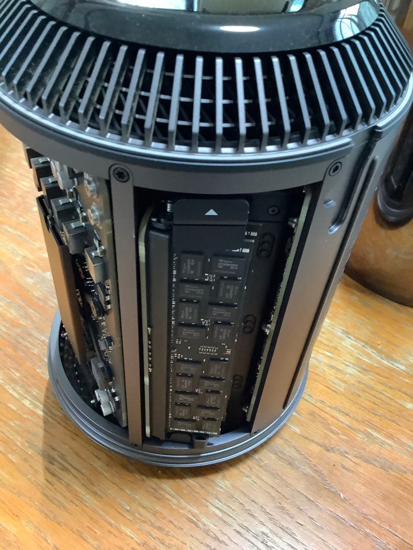 Mac Pro (Late 2013) 12コア 64GB 1TB SSD