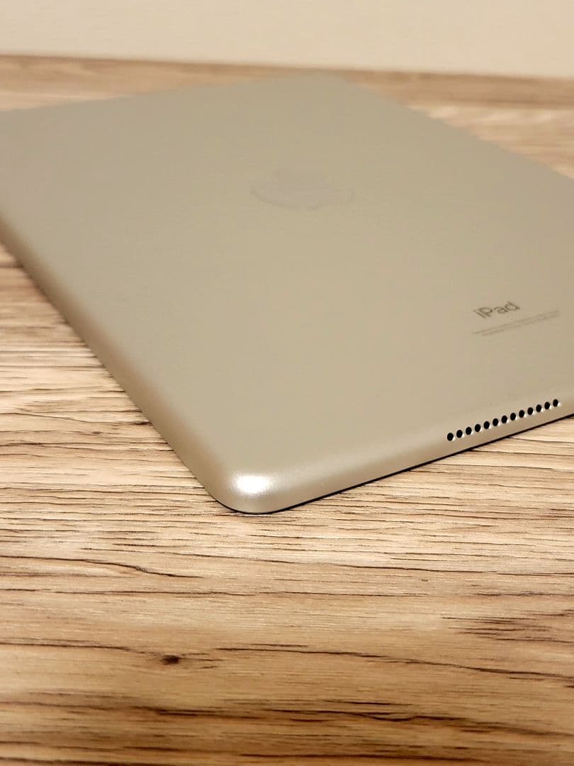 【極美品】iPad (第9世代) 256GB Wi-Fiモデル