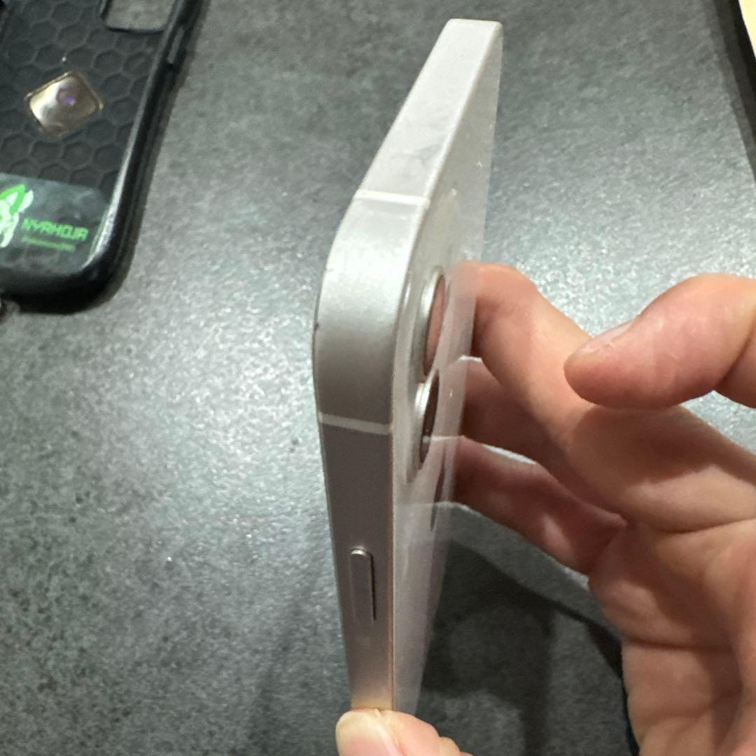 Apple iPhone 12 128G ホワイト　本体