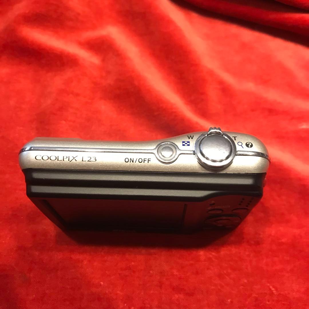 Nikon COOLPIX L23 シルバー コンパクトデジタルカメラ 単三電池