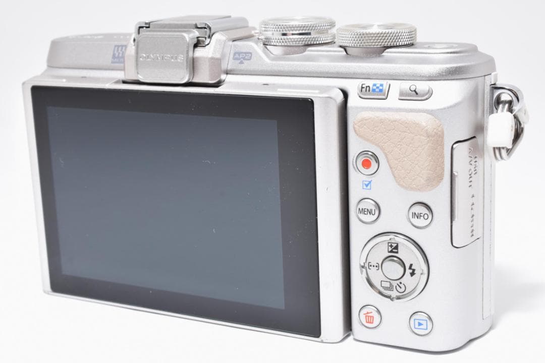 ■ 美品 ■ オリンパス　OLYMPUS PEN E-PL8 レンズセット