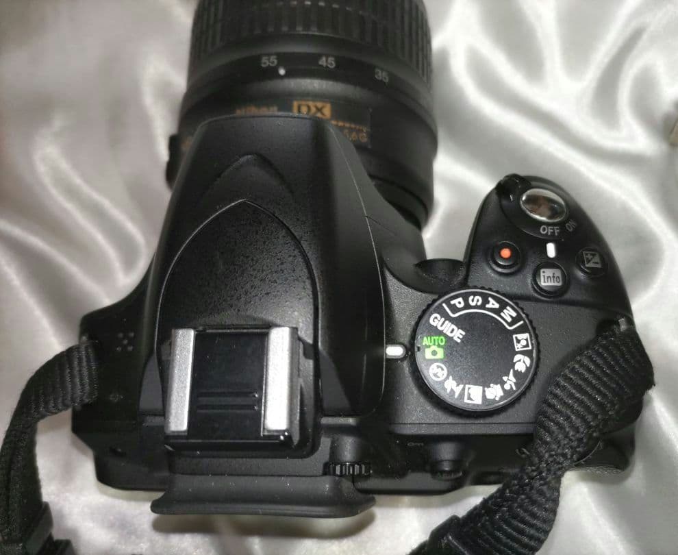 ショット数■6,606回 Nikon D3200 デジタル一眼レフ レンズ付