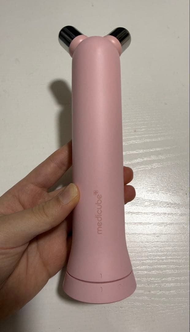 MEDICUBE メディキューブAGE-R ブースタープロミニピンク 中顔面ケア