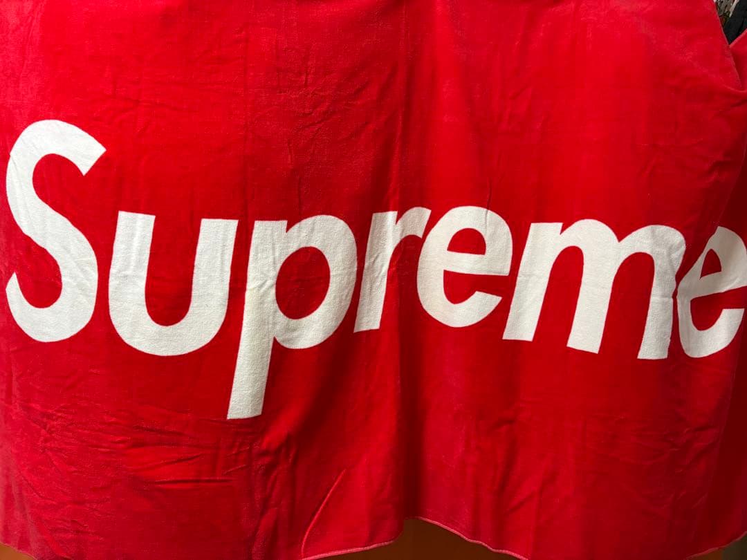 SUPREME シュプリーム 大判ビーチタオル