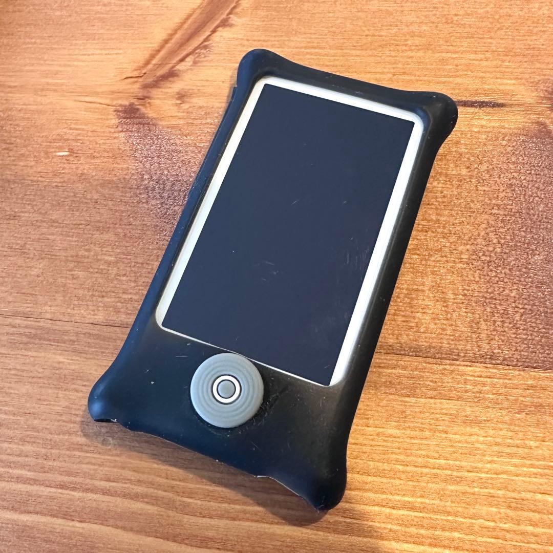 iPod nano 第7世代 16GB シルバー シリコンケース付き 美品