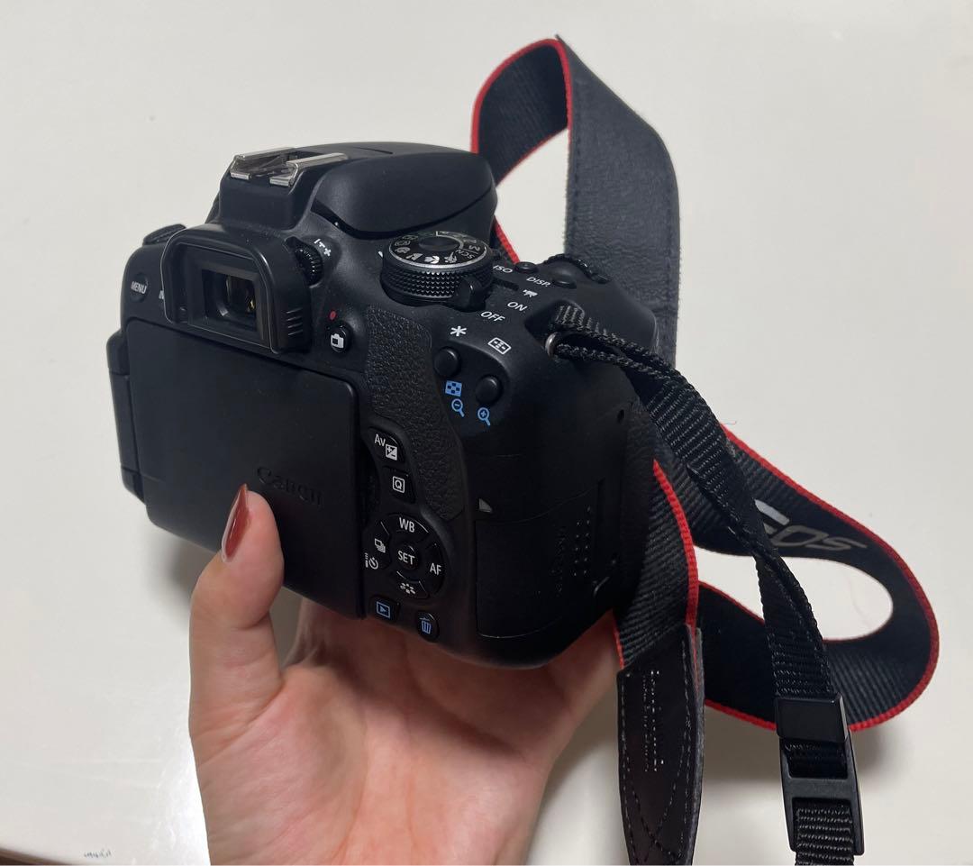 Canon EOS Kiss X8i WiFi レンズセット 中古
