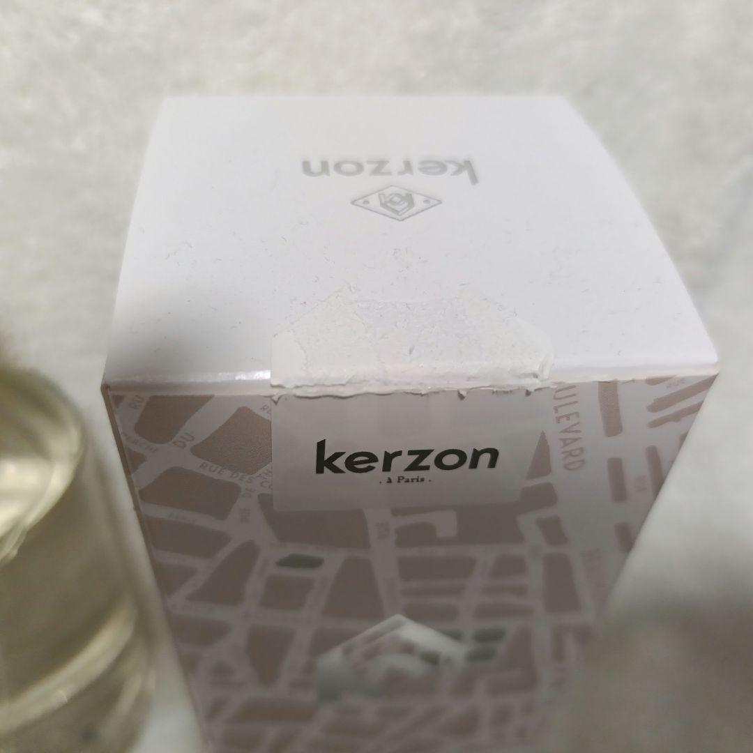 kerzon PLACE DES VOSGES 香水