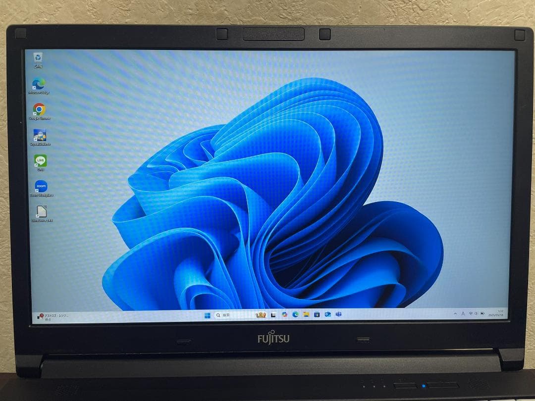 Win11 LIFEBOOK 第7世代i3 メモリ8GB SSD250GB
