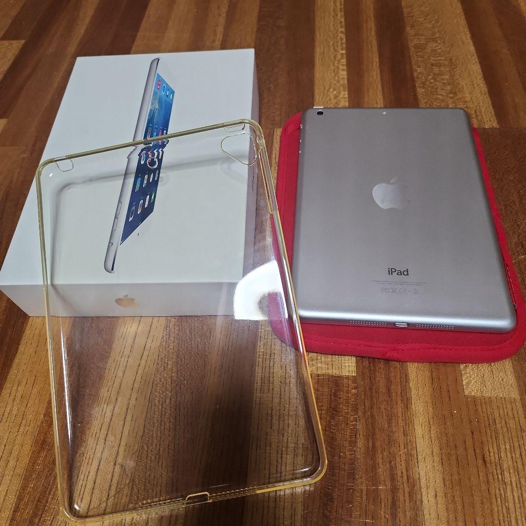 Apple iPad mini シルバー 本体 ケース付き 美品！