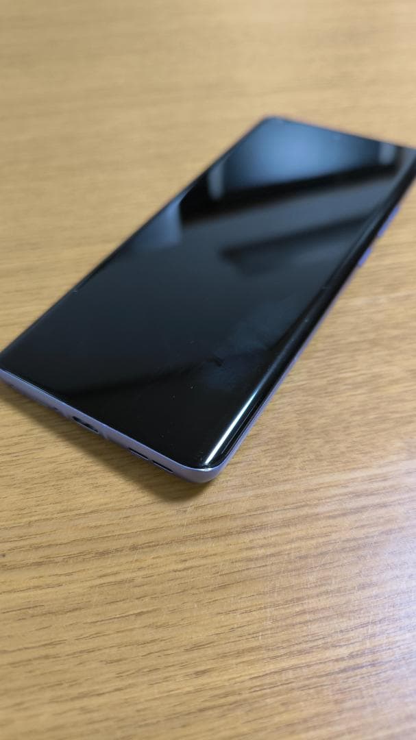 Motorola edge 50s PRO 画面ひび割れあり