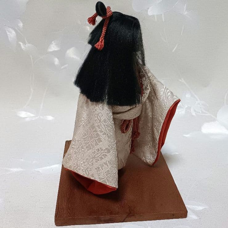 有職雛　京人形　人間国宝　四世　面竹作　岡本正太郎作　カ10