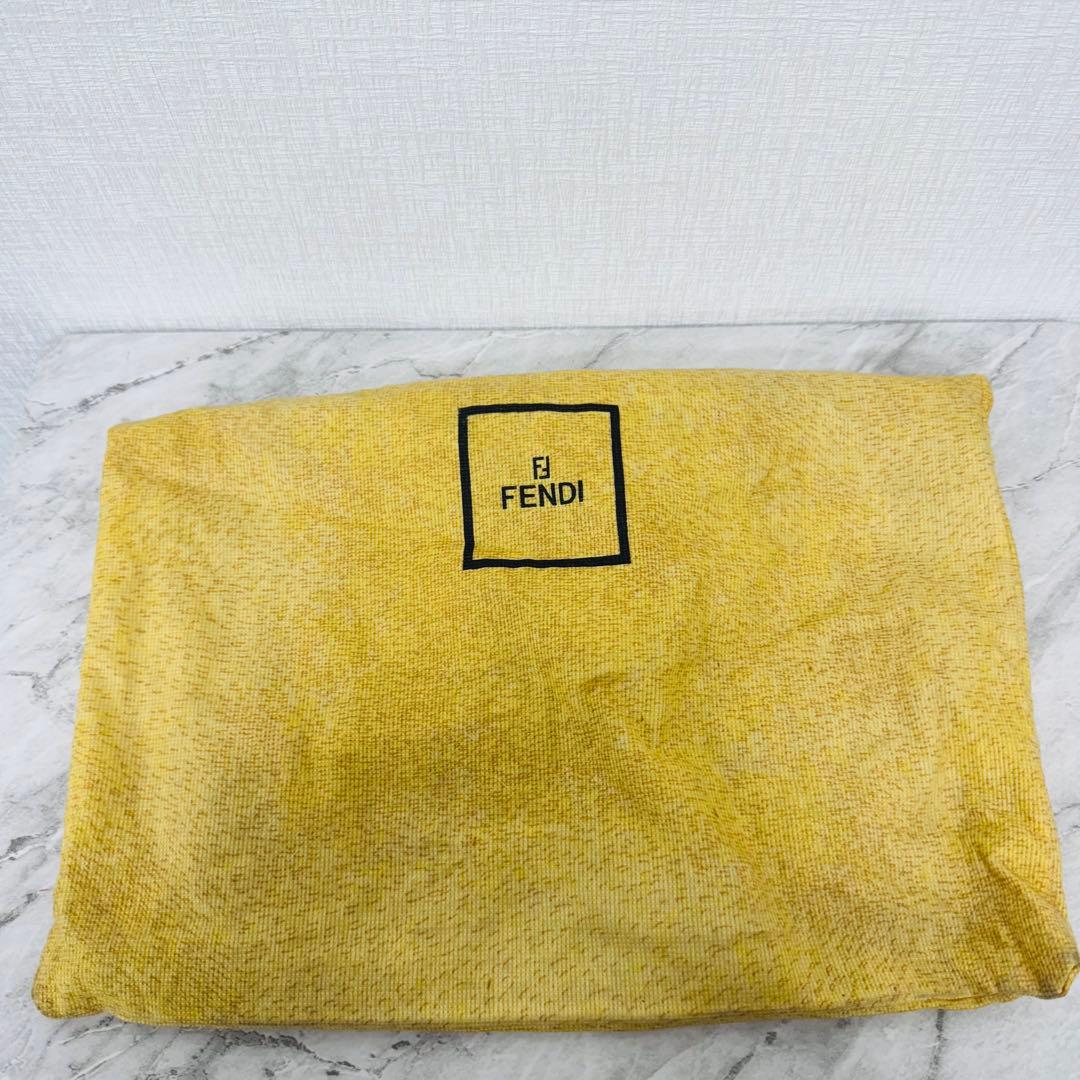 ✨FENDI✨フェンディ✨ズッカ柄✨V字ファスナー✨ブラウン✨トートバッグ✨