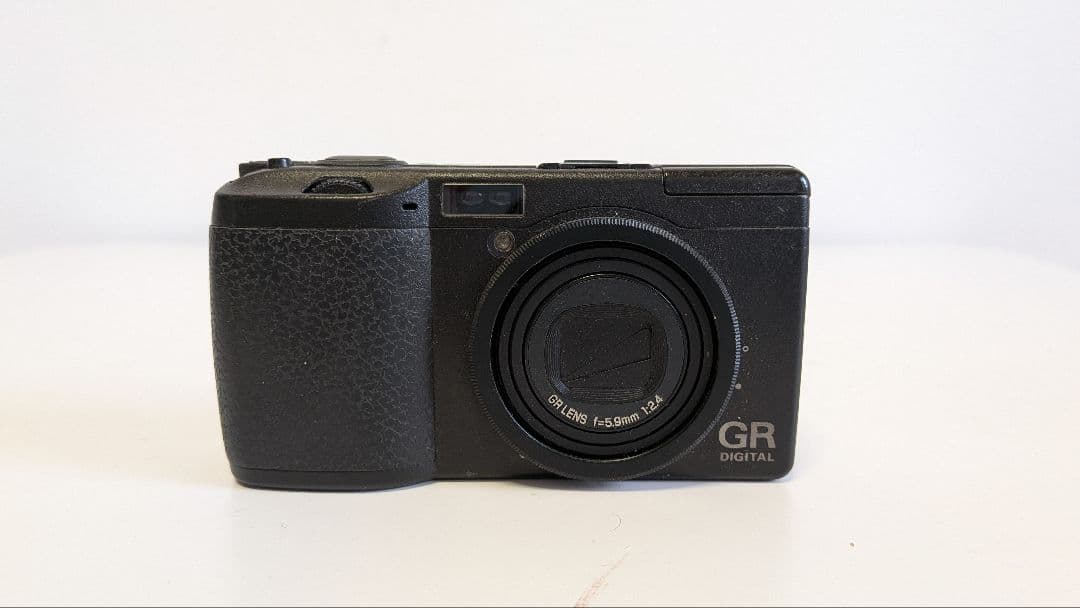 RICOH GR DIGITAL + 付属品セット