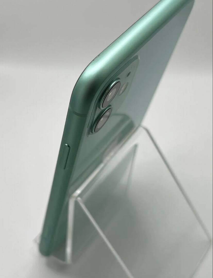 iPhone 11 64GB バッテリー100%