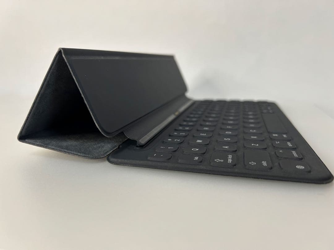 【セット売り】iPad Pro 9.7インチ本体&キーボード&アップルペンシル