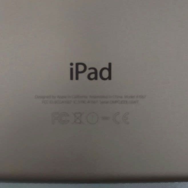極上美品 IPad Air 第2世代 SIMフリー バッテリー95%