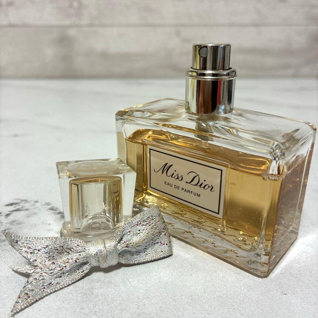 Miss Dior ミスディオール オードゥパルファン 50ml 香水　Ｅ