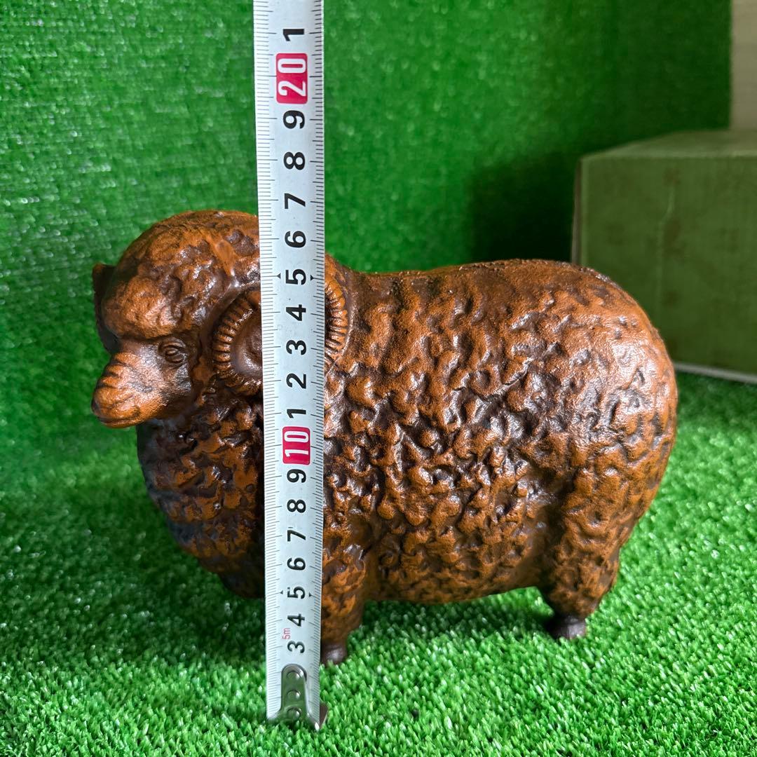＆【A0080】未使用保管品 羊 開運 干支置物 縁起物 金属美術工芸 3kg