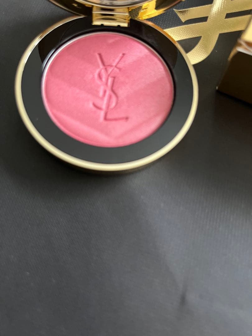YSL MAKE ME BLUSH パウダー　S 44 パウダーチーク