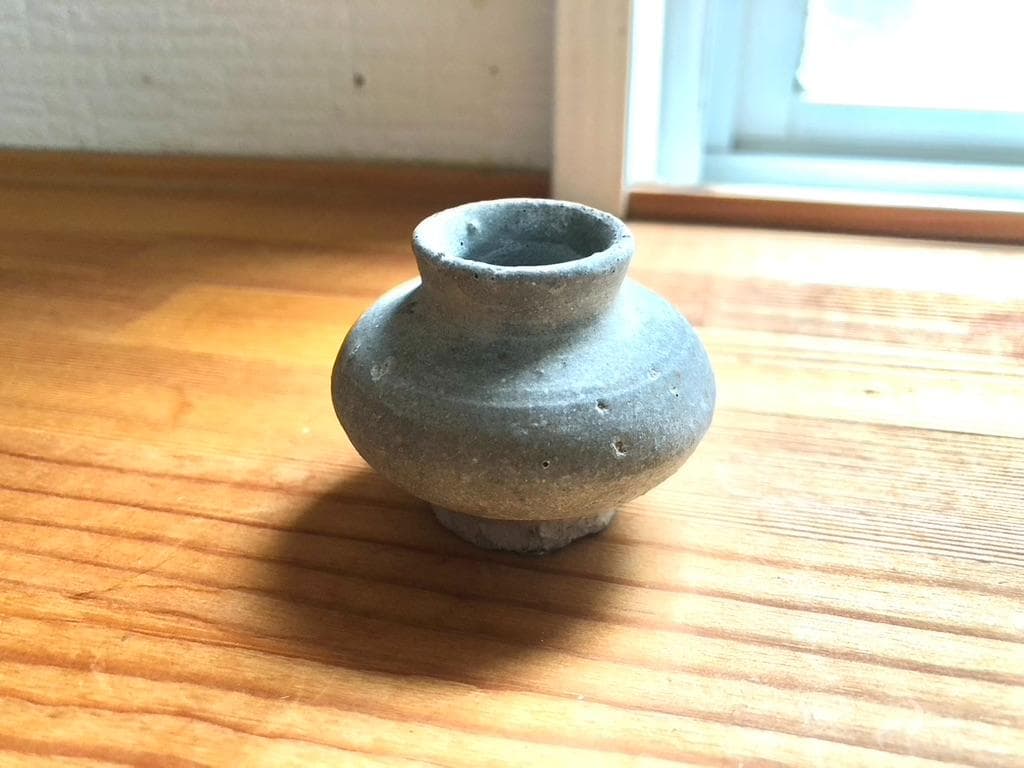 【タイ・骨董】宋胡録（スンコロク）白灰釉 小壺（中世：14–16世紀）