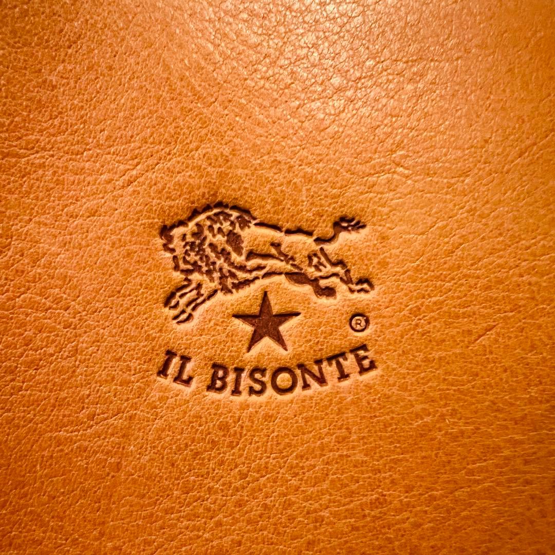 【美品】IL BISONTE イルビゾンテ パスポートケース カード入れ付き