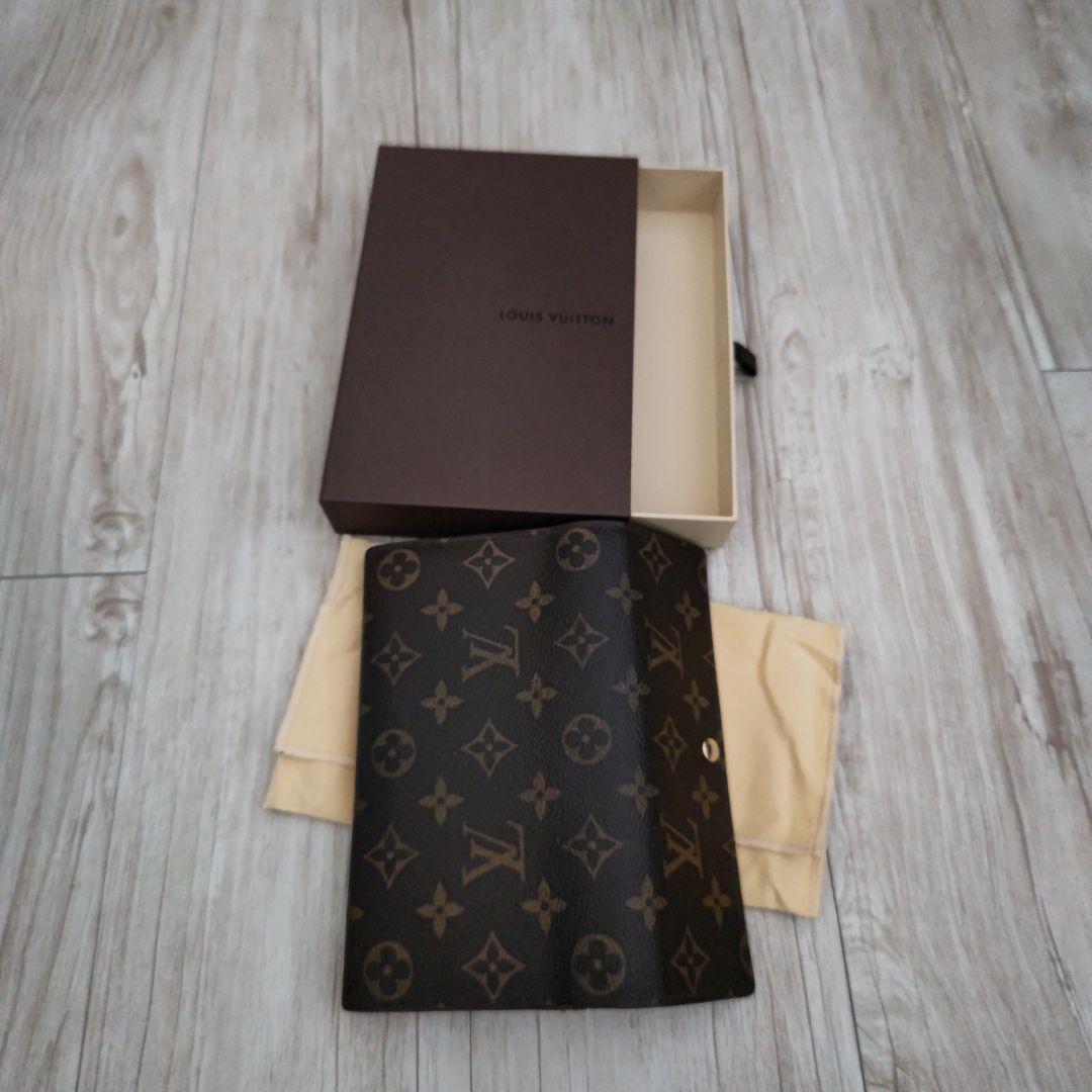 LOUIS VUITTON　箱付