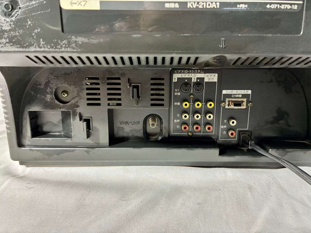 ③ M61【ジャンク品】ソニー ブラウン管テレビ KV-21DA1 2001年製