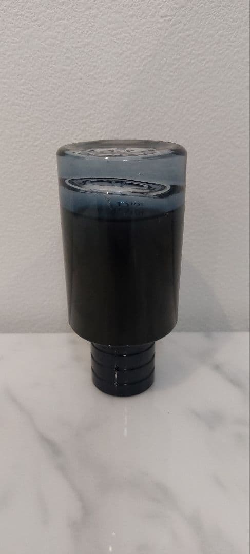 【美品】Dior Sauvage Eau de Parfum ブラック