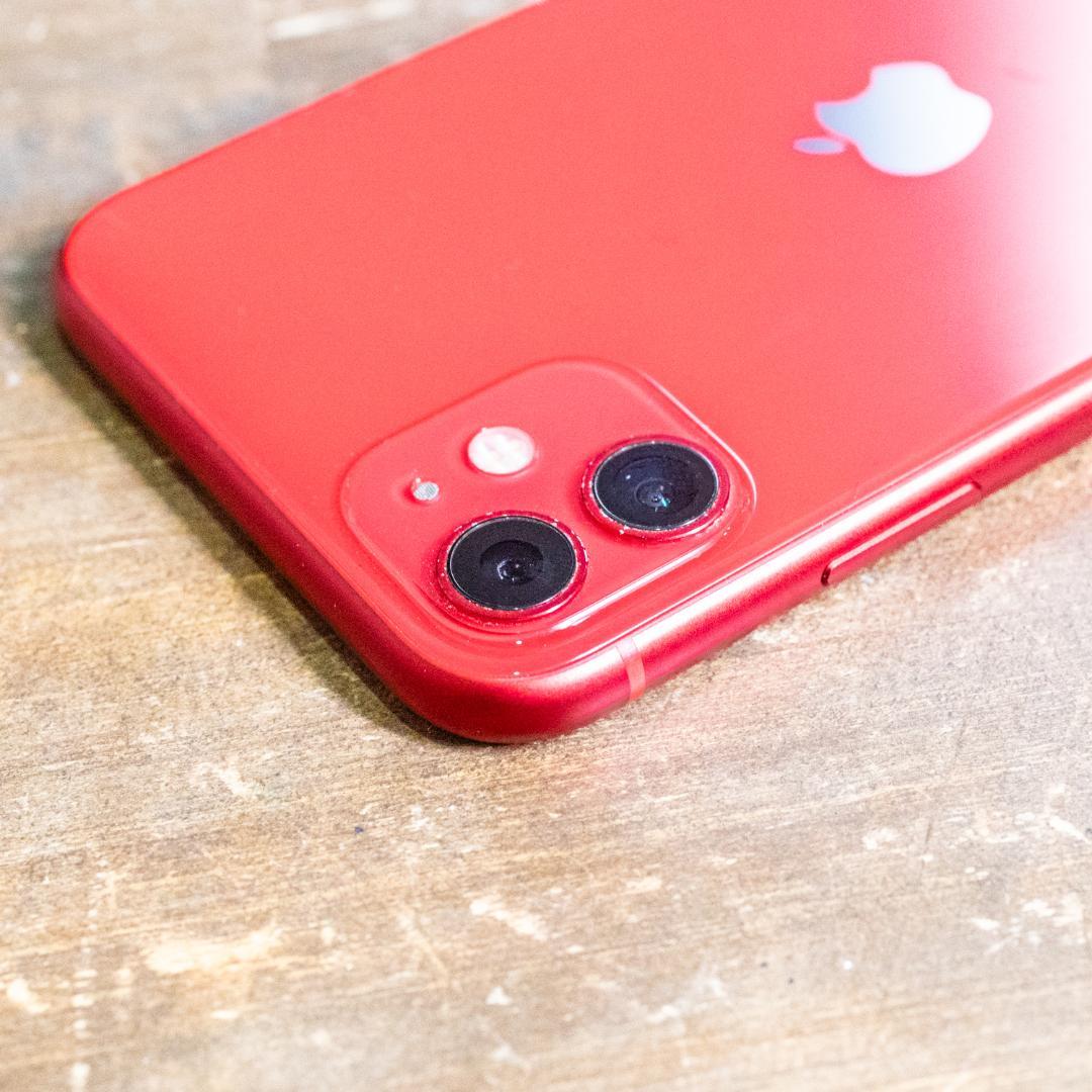 iPhone 11 レッド 256GB