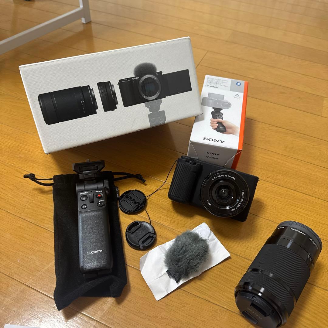 【美品】Sony ZV-E10 レンズ2本セット（標準ズーム＋[単焦点/望遠]）