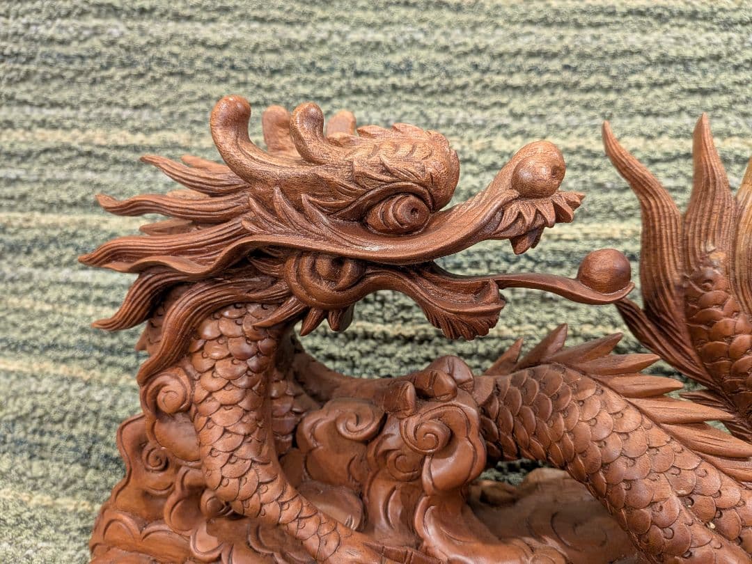 お買い得！1719木製一刀彫り双龍向かい置物A15、 中国製木彫双龍置物、