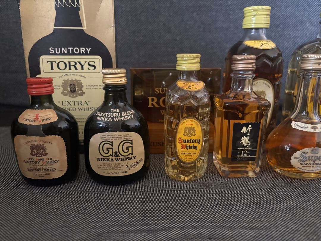 ニッカ竹鶴12年　サントリー角瓶など　ウイスキー古酒　ミニボトル10本セット